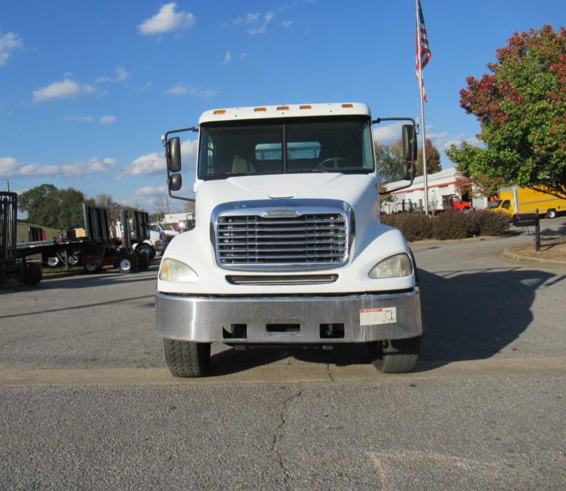 2005 Freightliner COLUMBIA 112 - 8