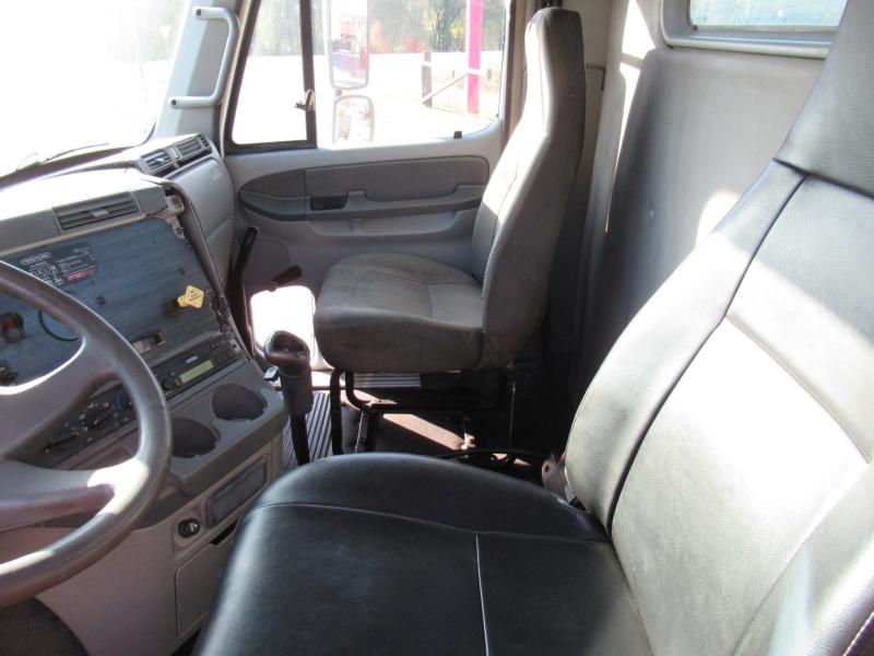 2005 Freightliner COLUMBIA 112 - 10