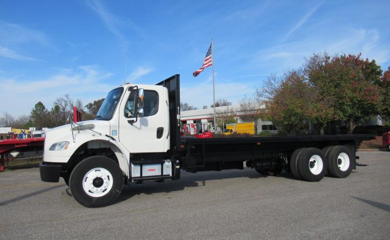 2018 Freightliner BUSINESS CLASS M2 106 - 1