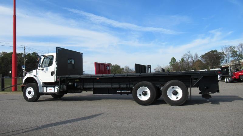 2018 Freightliner BUSINESS CLASS M2 106 - 2