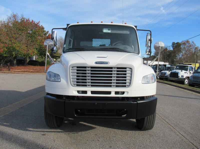 2018 Freightliner BUSINESS CLASS M2 106 - 7