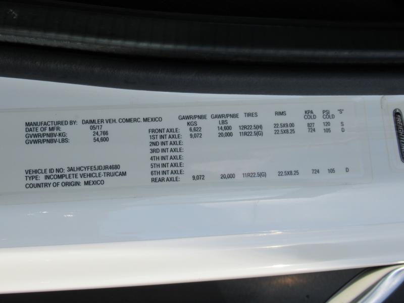 2018 Freightliner BUSINESS CLASS M2 106 - 12