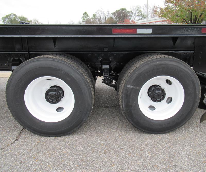 2016 Freightliner BUSINESS CLASS M2 106 - 18