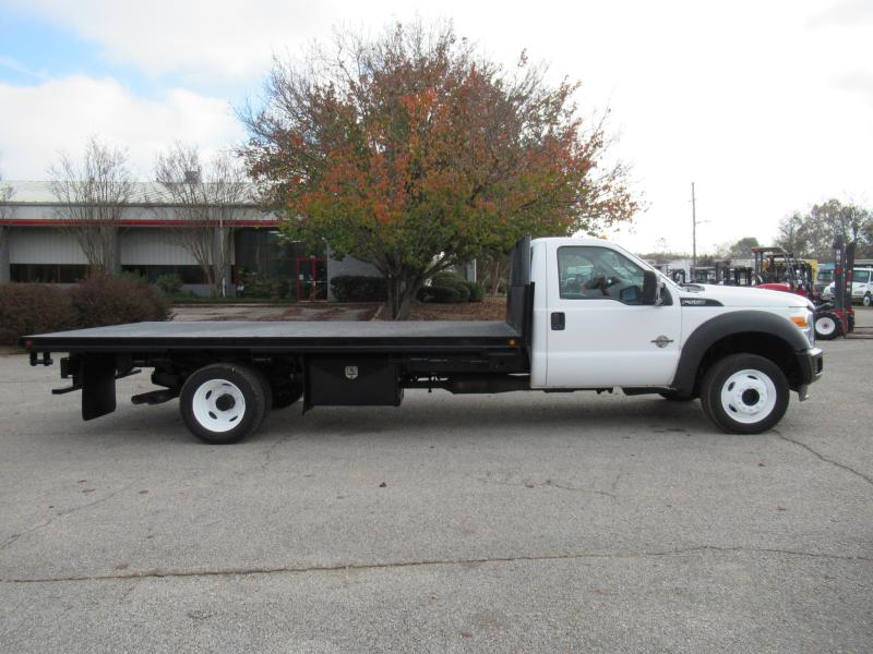 2014 Ford F550 - 6