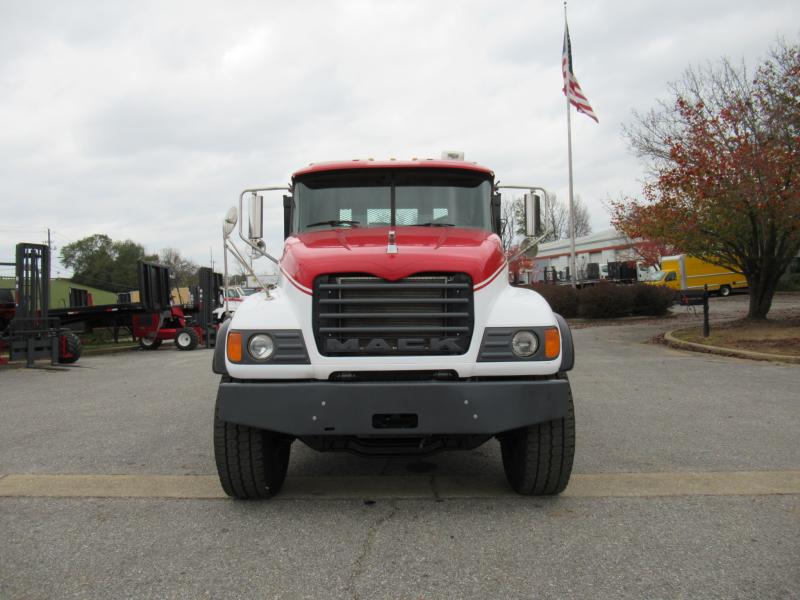 2007 Mack CV713 - 6