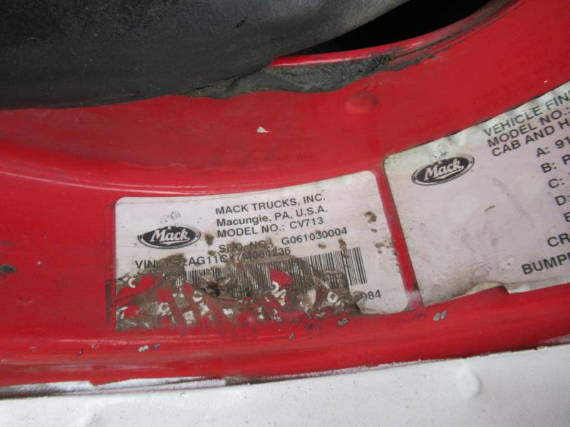 2007 Mack CV713 - 15