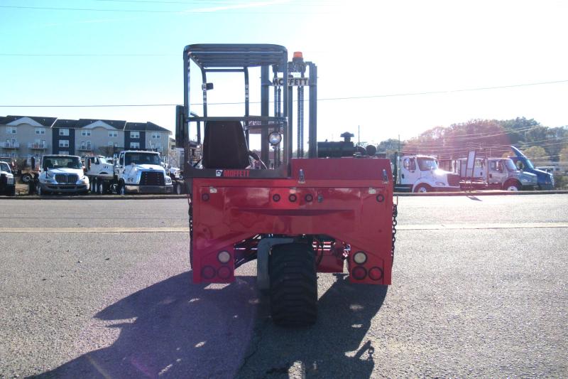 2000 Moffett M5000 - 5