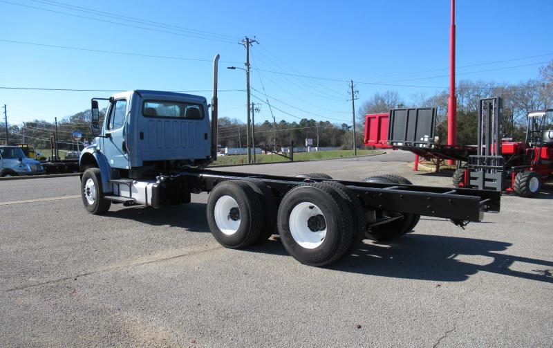 2016 Freightliner BUSINESS CLASS M2 106 - 7