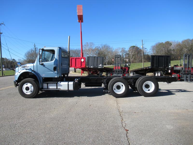 2016 Freightliner BUSINESS CLASS M2 106 - 8