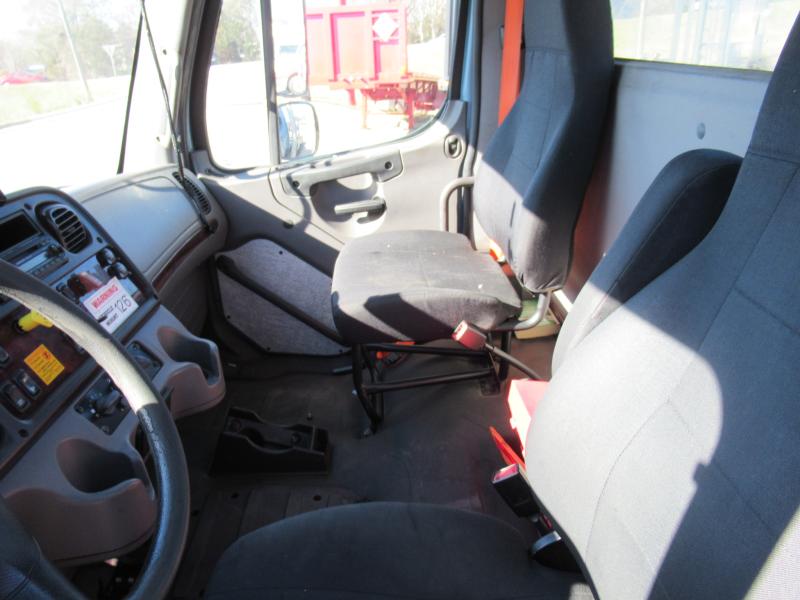 2016 Freightliner BUSINESS CLASS M2 106 - 9