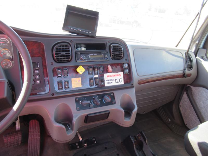 2016 Freightliner BUSINESS CLASS M2 106 - 10