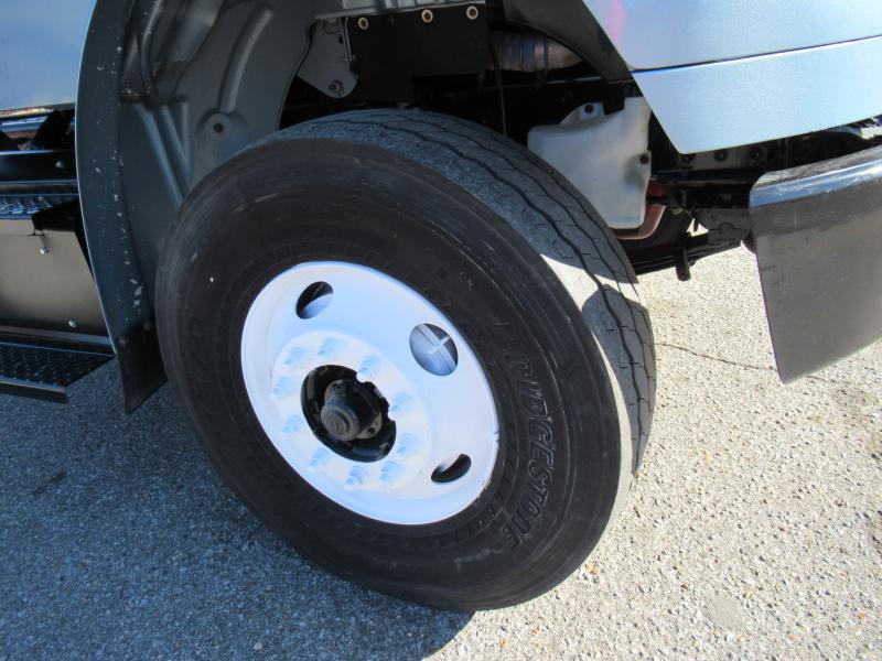 2016 Freightliner BUSINESS CLASS M2 106 - 16