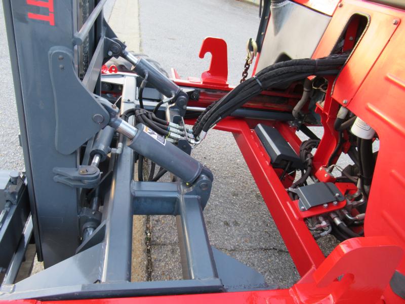 2013 Moffett M55 - 12