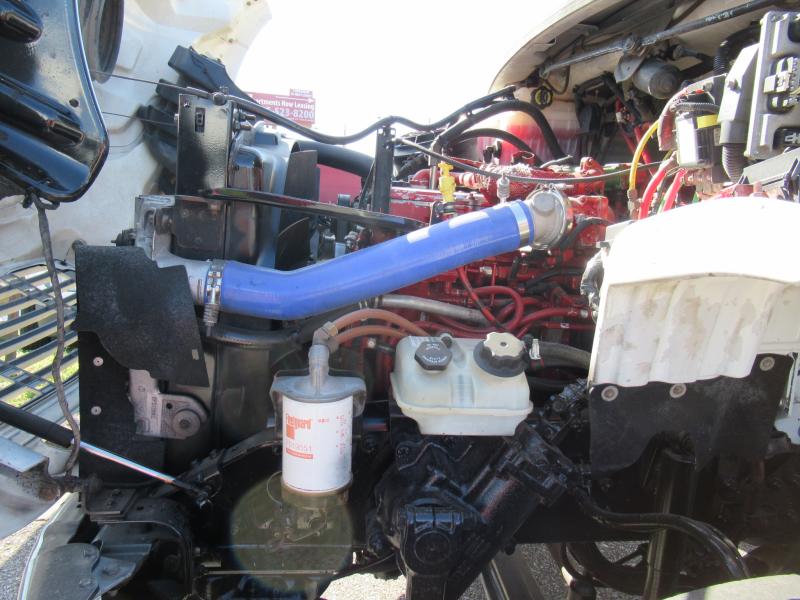 2017 Freightliner M2 106 - 18