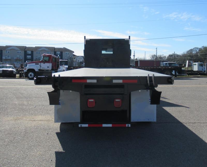 2017 Freightliner M2 106 - 6