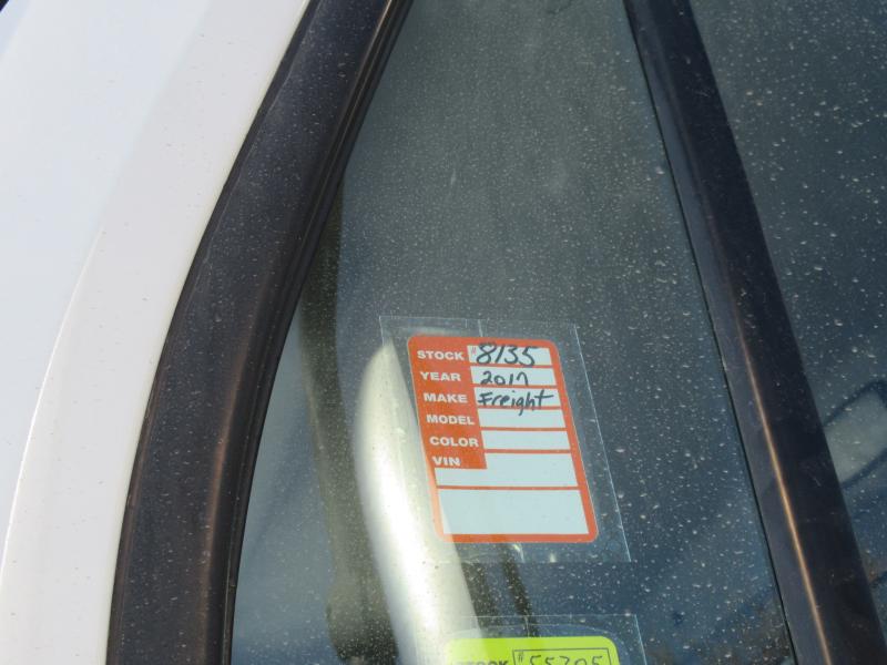 2017 Freightliner M2 106 - 23