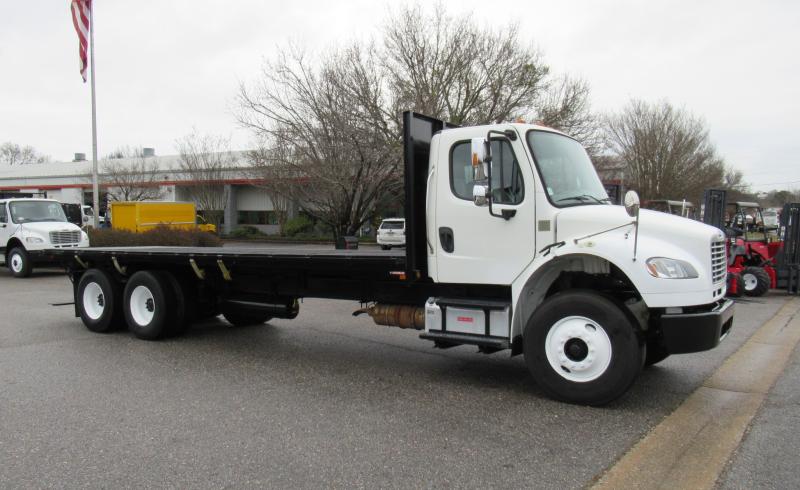 2018 Freightliner BUSINESS CLASS M2 106 - 1