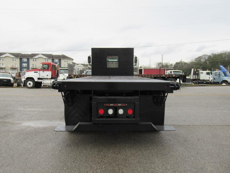 2018 Freightliner BUSINESS CLASS M2 106 - 4