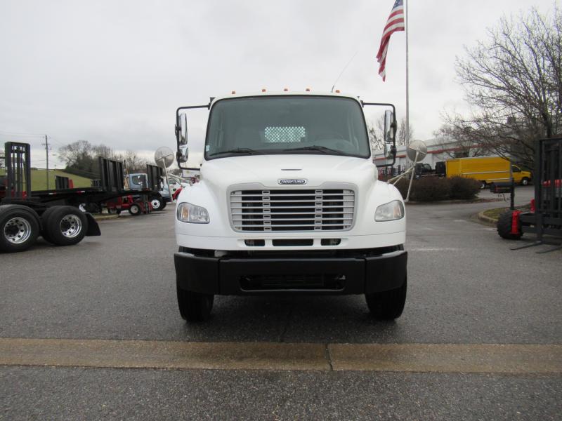 2018 Freightliner BUSINESS CLASS M2 106 - 8