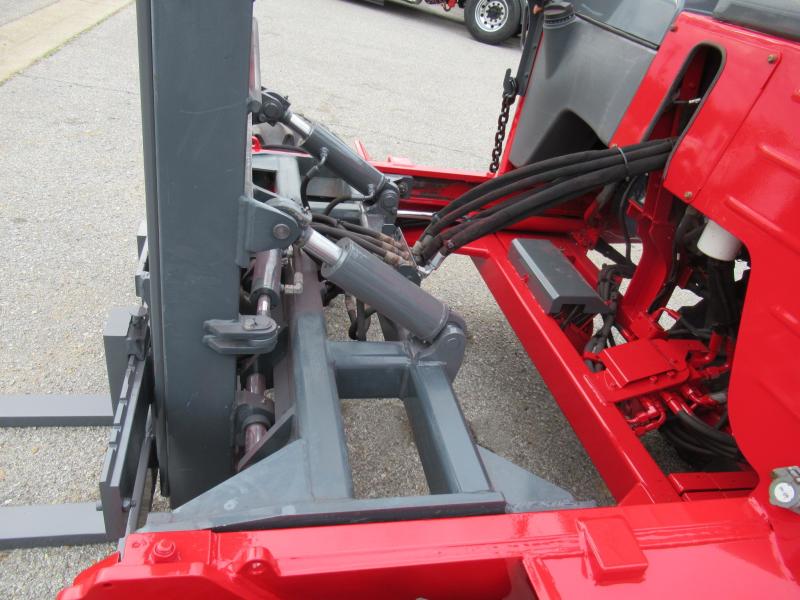 2012 Moffett M55 - 10