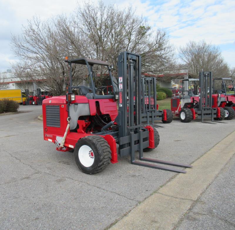 2016 Moffett M8 55.3 - 3