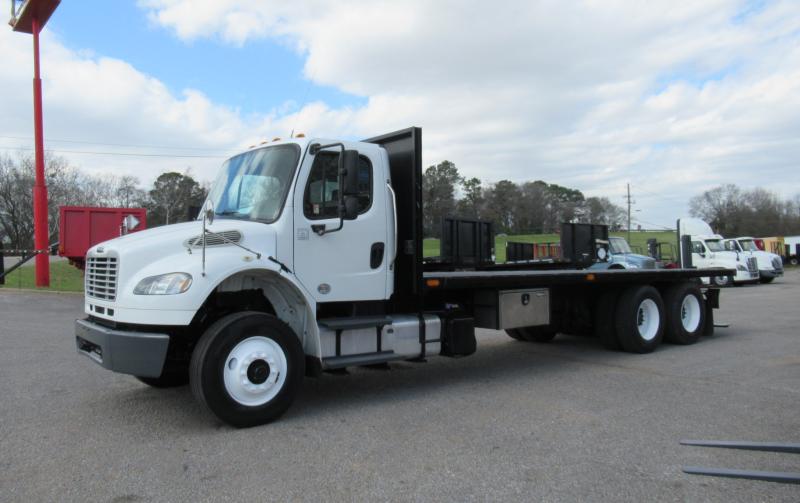 2016 Freightliner BUSINESS CLASS M2 106 - 1
