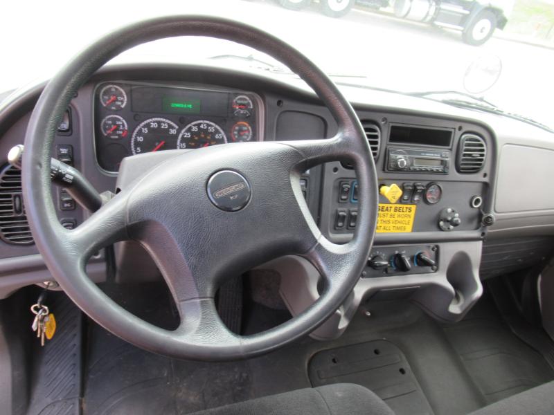 2016 Freightliner BUSINESS CLASS M2 106 - 15