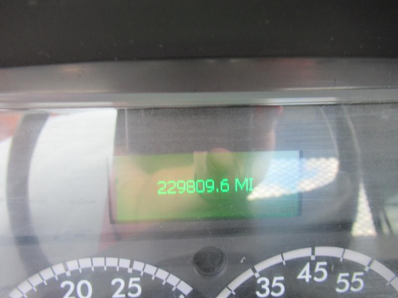 2016 Freightliner BUSINESS CLASS M2 106 - 16