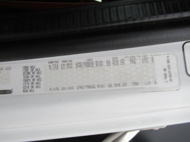 2015 Freightliner BUSINESS CLASS M2 106 - 20