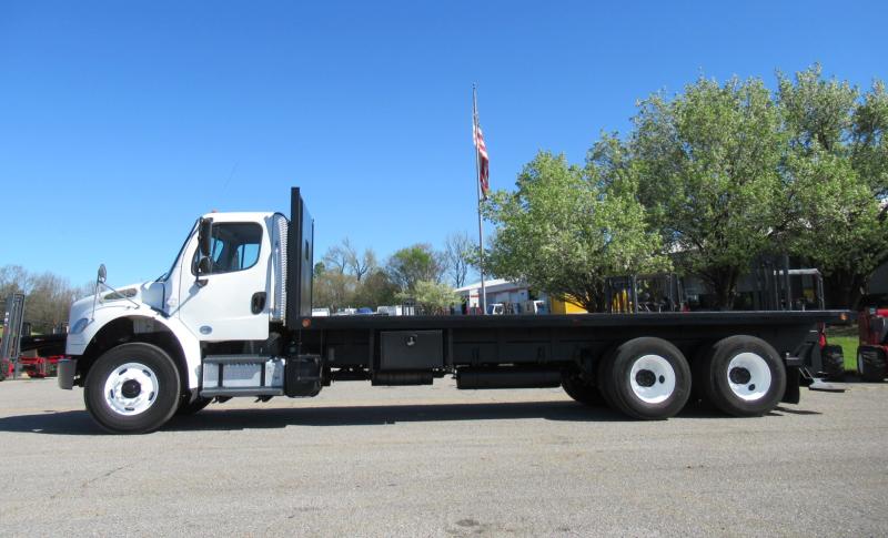 2014 Freightliner BUSINESS CLASS M2 106 - 2