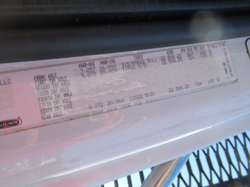 2014 Freightliner BUSINESS CLASS M2 106 - 22