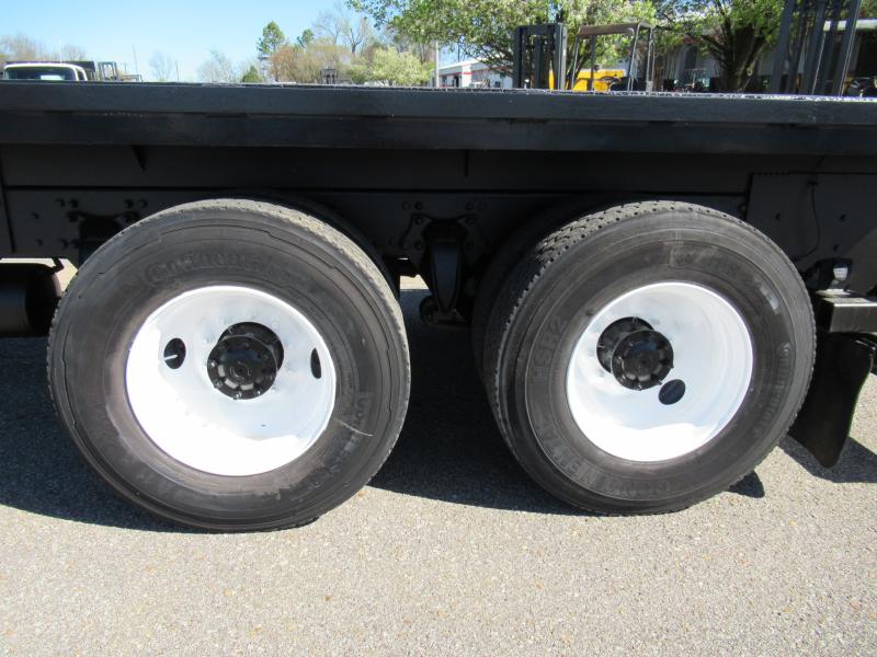 2014 Freightliner BUSINESS CLASS M2 106 - 16