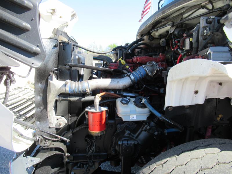 2014 Freightliner BUSINESS CLASS M2 106 - 20