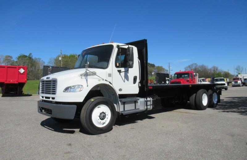 2017 Freightliner BUSINESS CLASS M2 106 - 1
