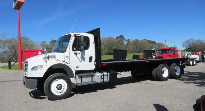 2017 Freightliner BUSINESS CLASS M2 106 - 8