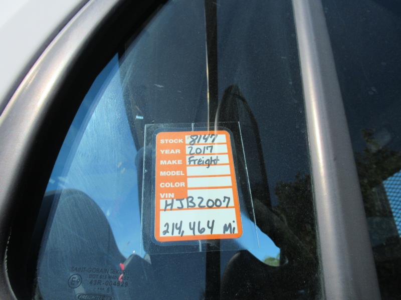 2017 Freightliner BUSINESS CLASS M2 106 - 20