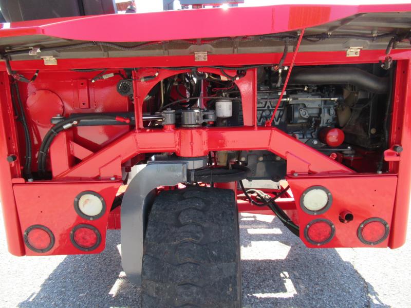 2011 Moffett M55 - 15