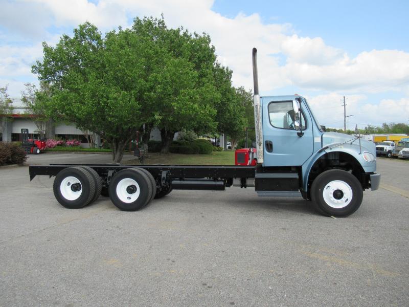 2016 Freightliner BUSINESS CLASS M2 106 - 3