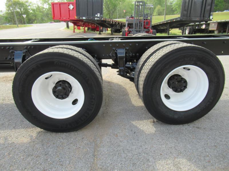 2016 Freightliner BUSINESS CLASS M2 106 - 13