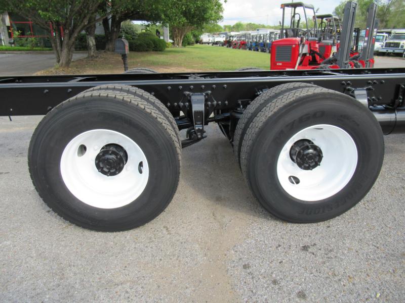 2016 Freightliner BUSINESS CLASS M2 106 - 14