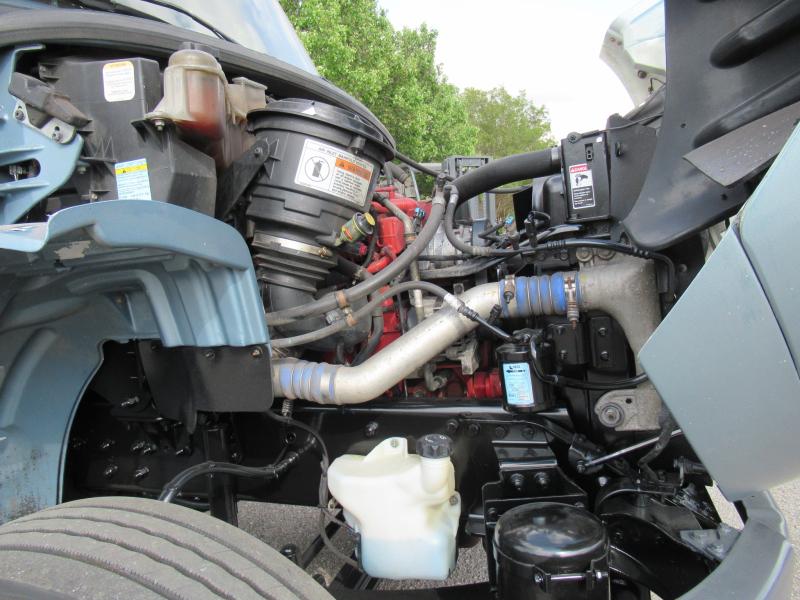 2016 Freightliner BUSINESS CLASS M2 106 - 17