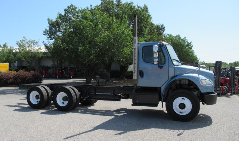 2016 Freightliner BUSINESS CLASS M2 106 - 6