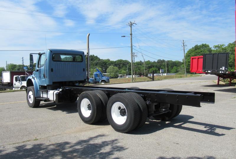 2016 Freightliner BUSINESS CLASS M2 106 - 9