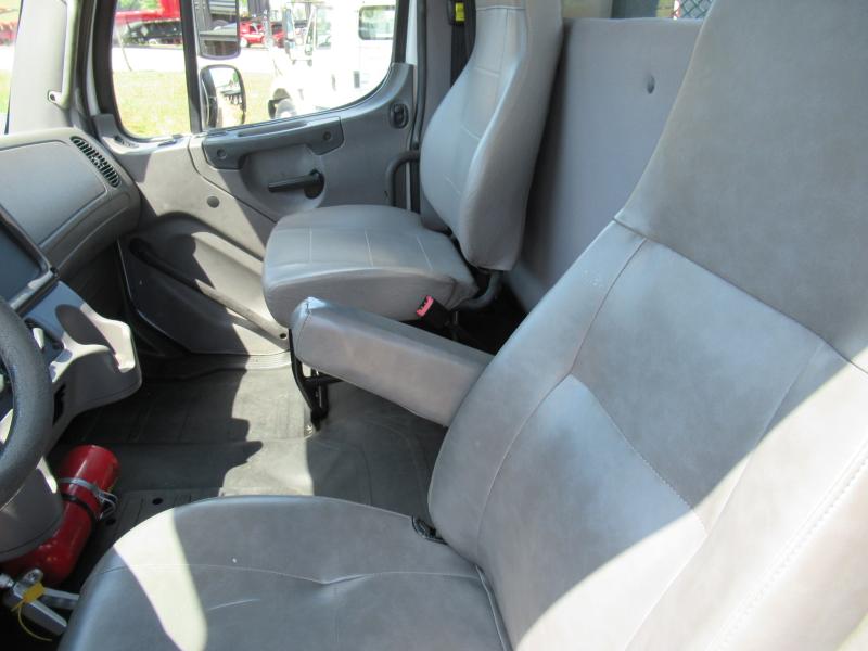 2017 Freightliner BUSINESS CLASS M2 106 - 10