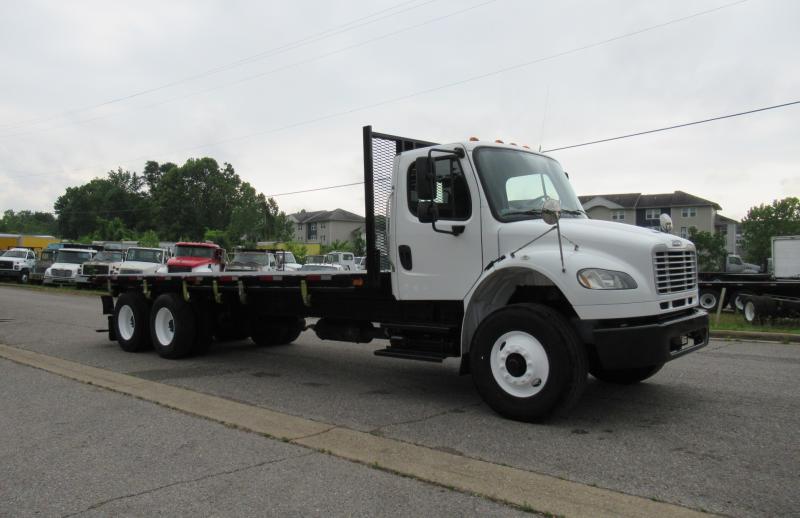 2016 Freightliner BUSINESS CLASS M2 106 - 2