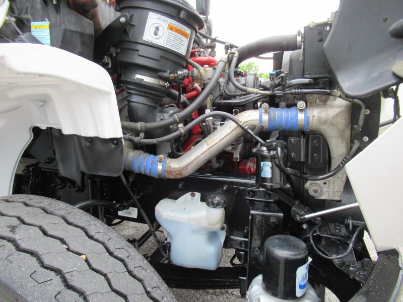 2016 Freightliner BUSINESS CLASS M2 106 - 18