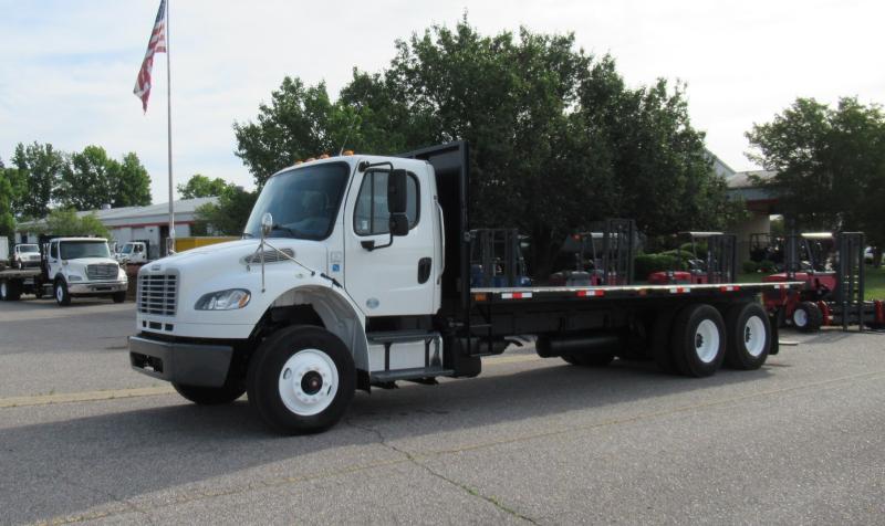 2015 Freightliner BUSINESS CLASS M2 106 - 1
