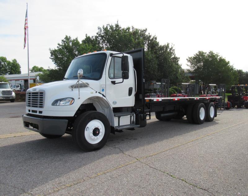2015 Freightliner BUSINESS CLASS M2 106 - 10